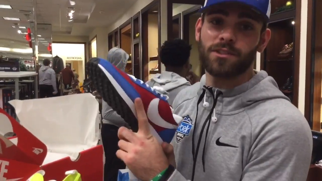 Kentucky football shopping spree: ‘I’m gonna wear this for the rest of my life.’