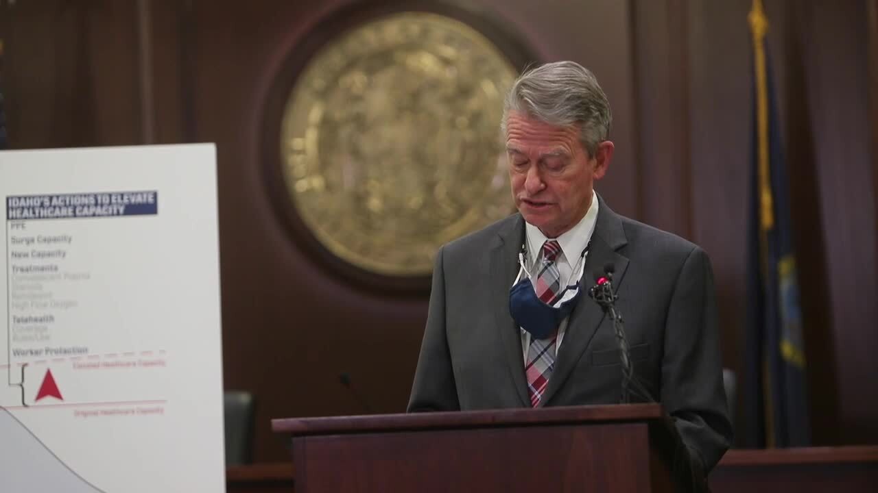 Gobernador de Idaho: Asumamos nuestra responsibilidad en la pandemia