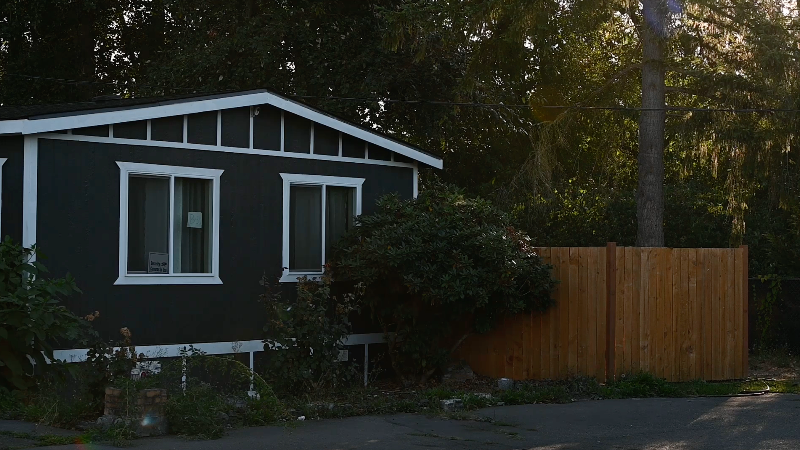Rent hike displaces residents after a $7 million mobile home park sale near Puyallup