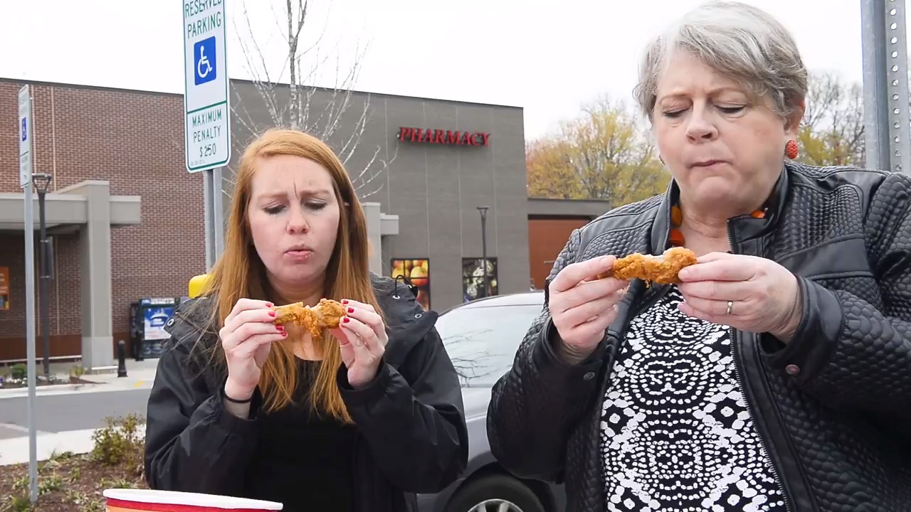 Which Charlotte supermarket has the best fried chicken?