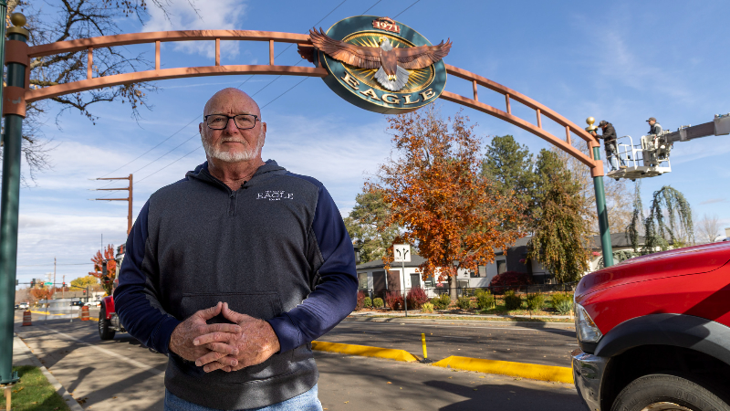 Eagle's downtown gateway sign is back after two years