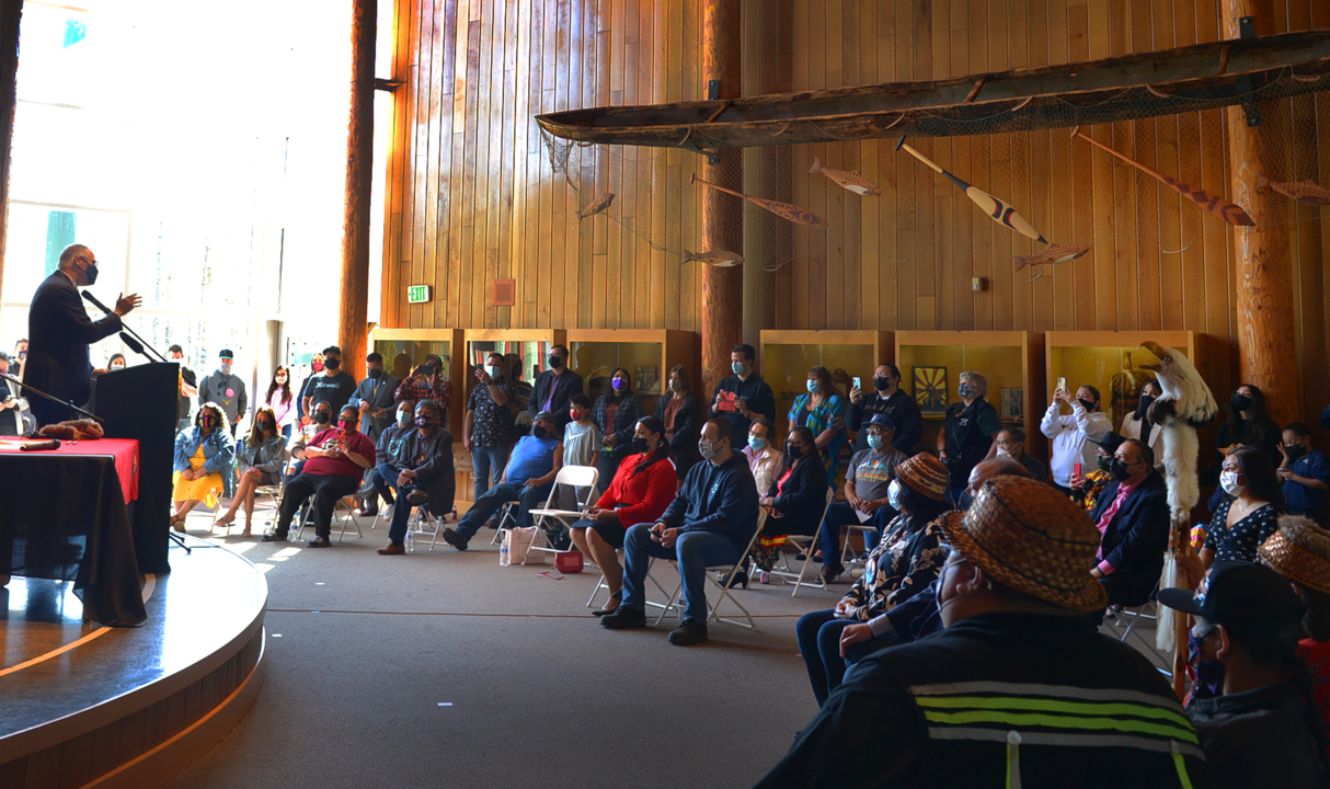 In view of Billy Frank Jr.’s canoe, Gov. Inslee signs bill to send statue to D.C.