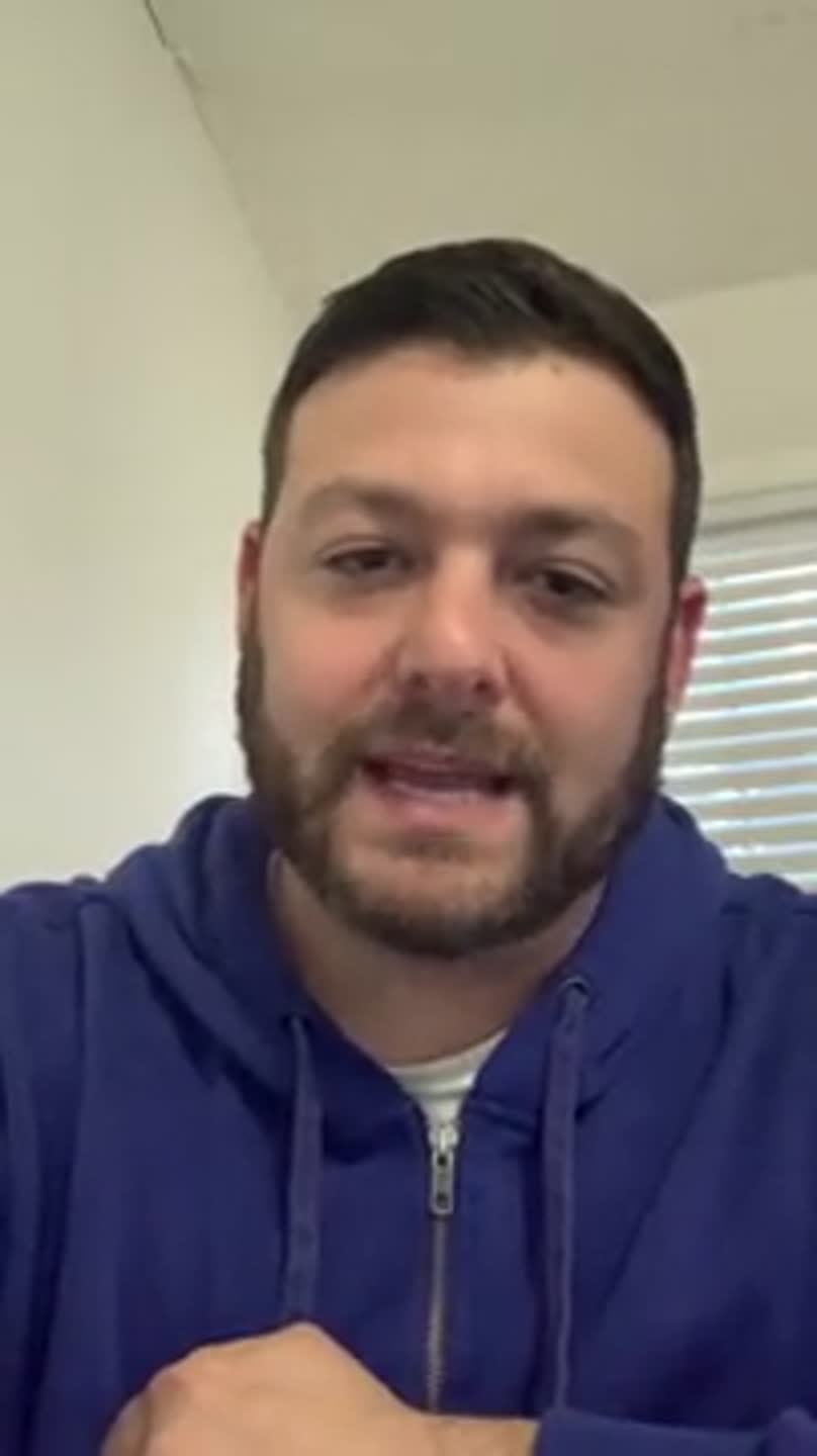 Carolina Panthers add Kenny Pickett to back up Bryce Young