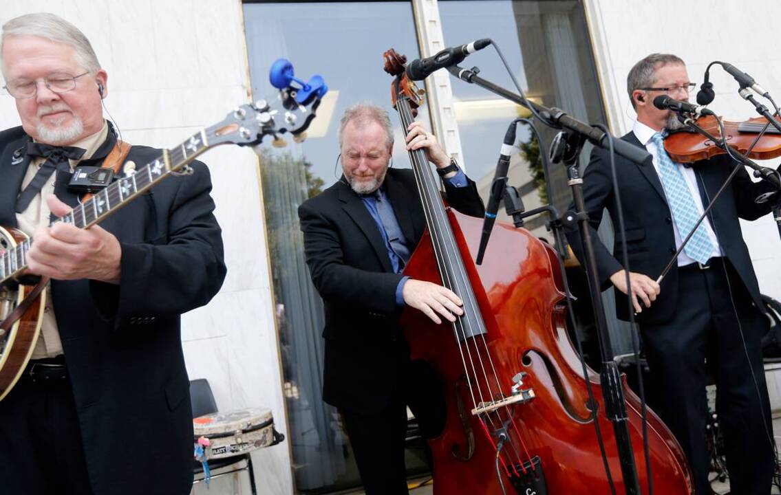 The best in bluegrass will be honored at the IBMA Awards. Here are the NC nominees.