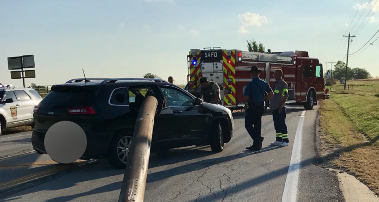 Bizarre photo of Clay County wreck raises questions | Kansas City Star
