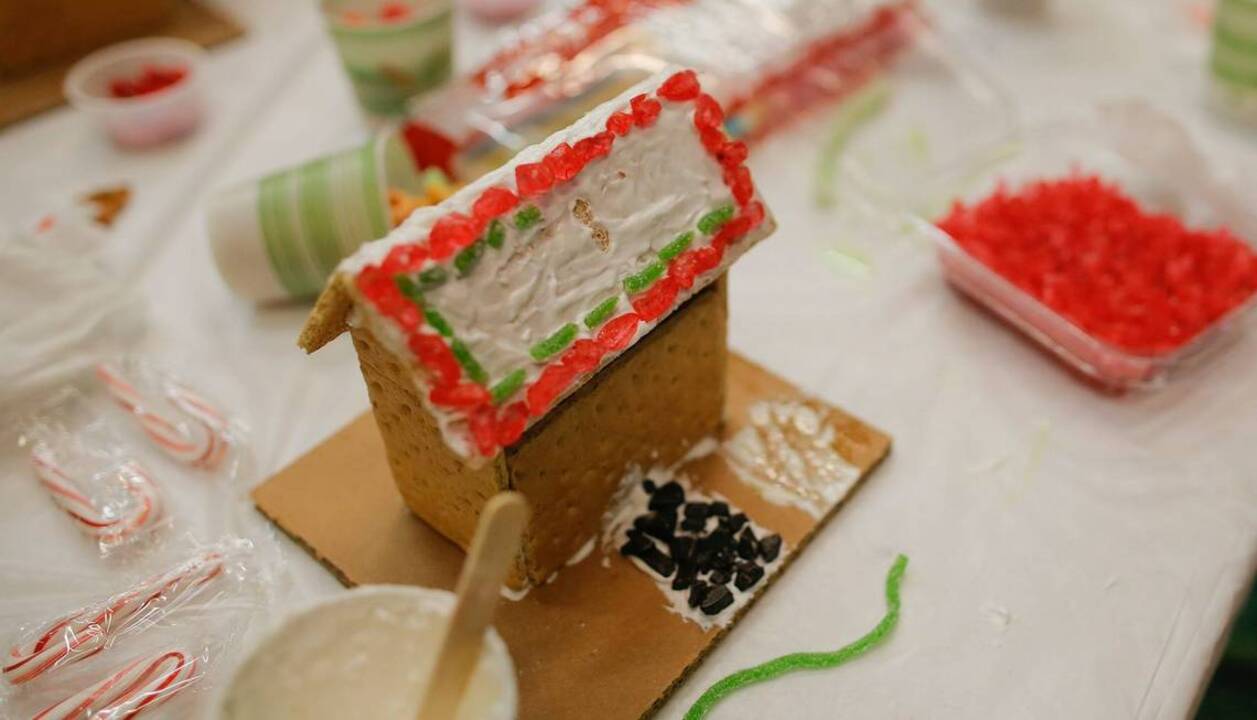 Making sweet memories with family
