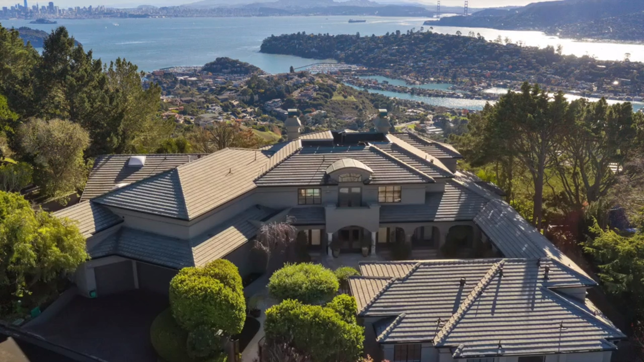 Rock star is selling this estate with insane views of San Francisco Bay Area for $12 million .