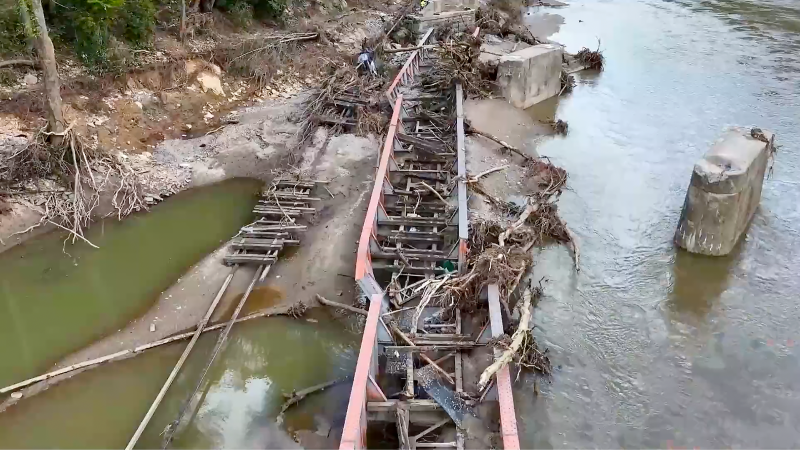 Video shows how CSX rebuilt its railroad tracks after Helene