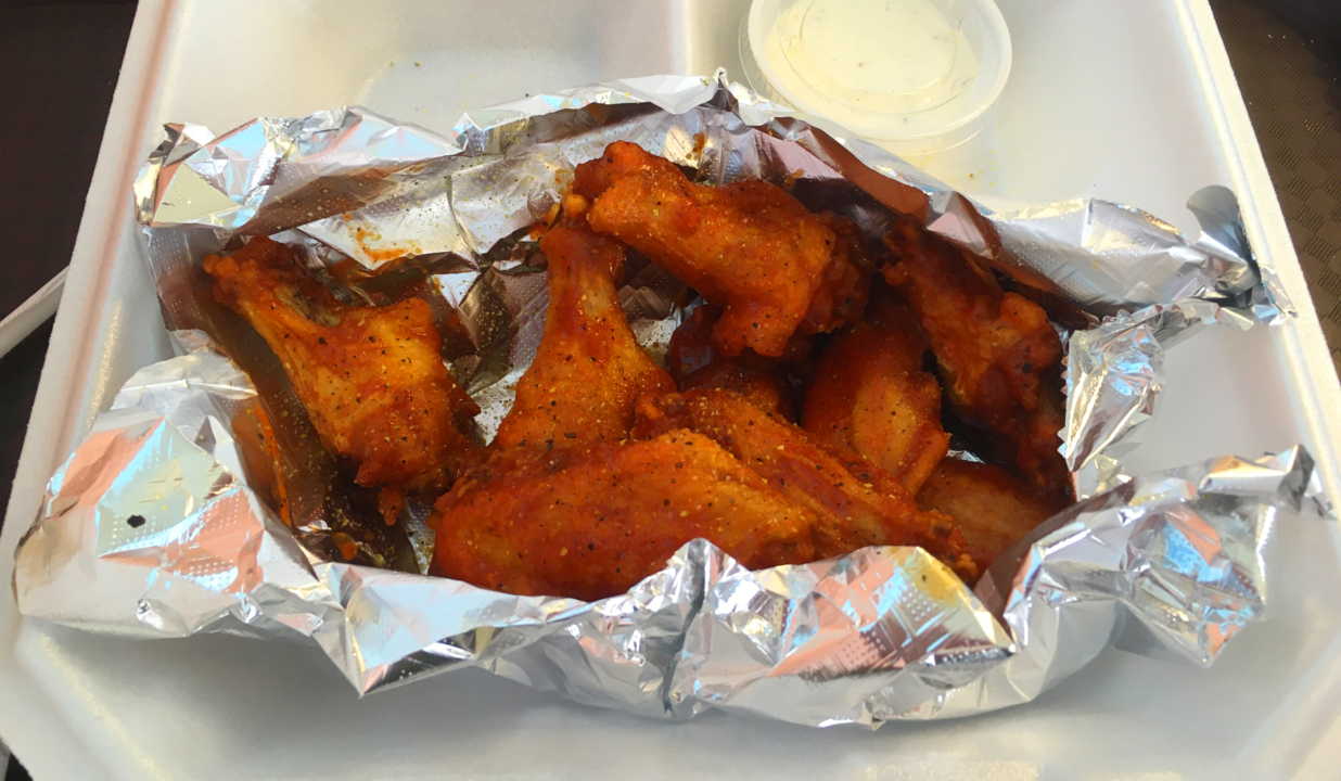 We went on a hunt for great chicken wings and ended up in Phenix City