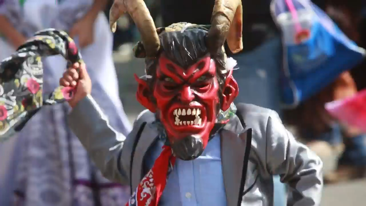 Cuando el chicote truena, ahí vienen los diablos