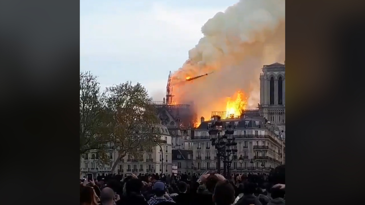 Notre Dame Cathedral spire collapses