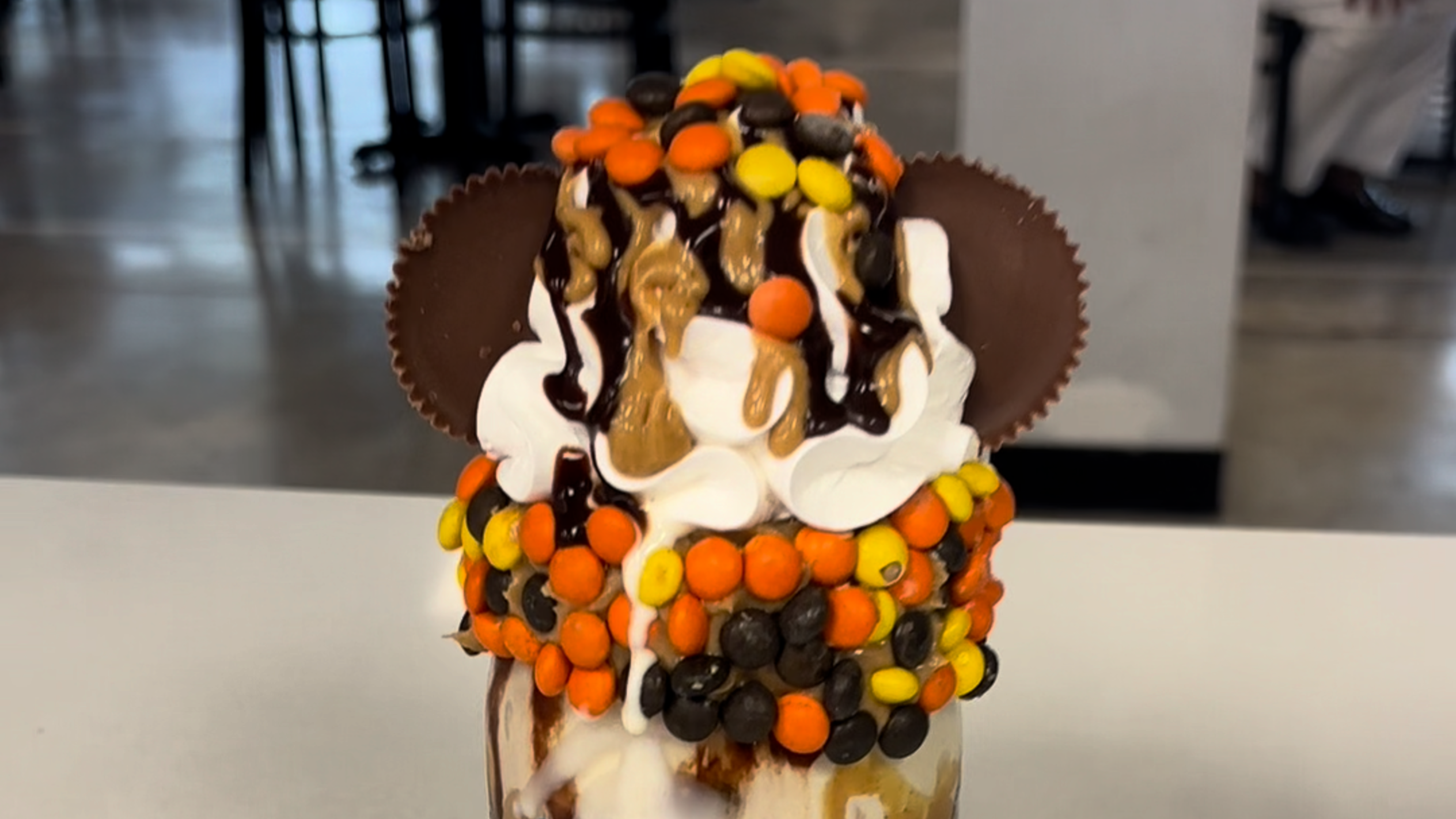 Carolina ice cream shop features oversized treats