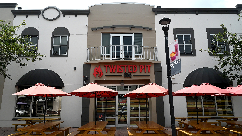 Juicy BBQ at Lakewood Ranch’s Twisted Pit
