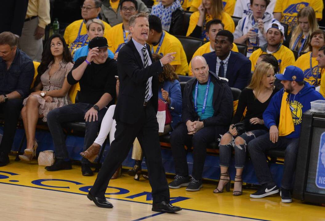 Warriors coach Steve Kerr discusses Stephen Curry's health, mentality