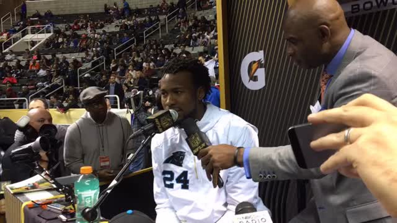 Former Chanticleer Norman feisty and fun at Super Bowl 50 opening night