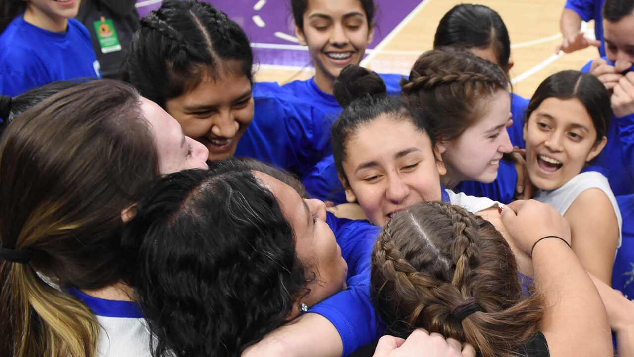 Caruthers girls wrap up school’s first state championship in runaway fashion