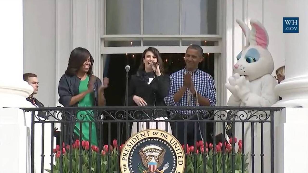 Idina Menzel sings national anthem at White House Easter Egg Roll 2016