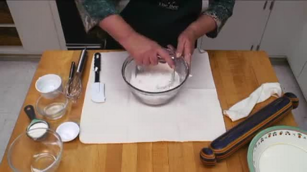 How to make pie crust from scratch
