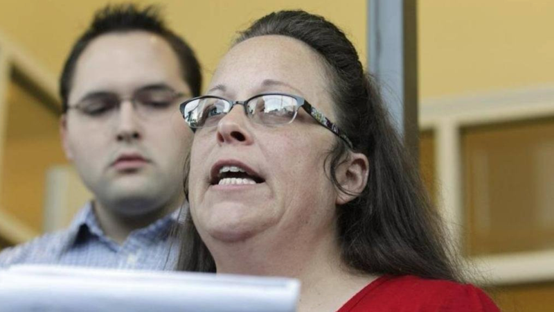 Kim Davis back in court for allegedly shielding inheritance from six-figure judgment