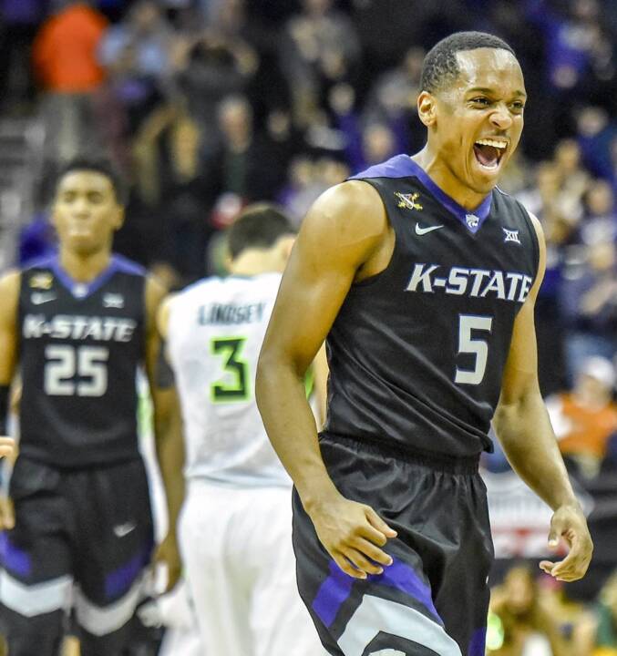 K-State's D.J. Johnson reacts to Barry Brown perfect night from three-point range