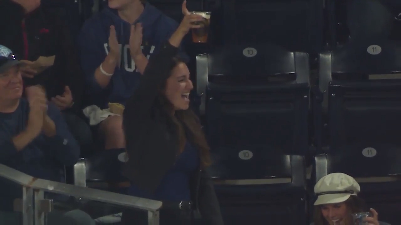 San Diego Padres fan catches foul ball in her beer, then chugs it