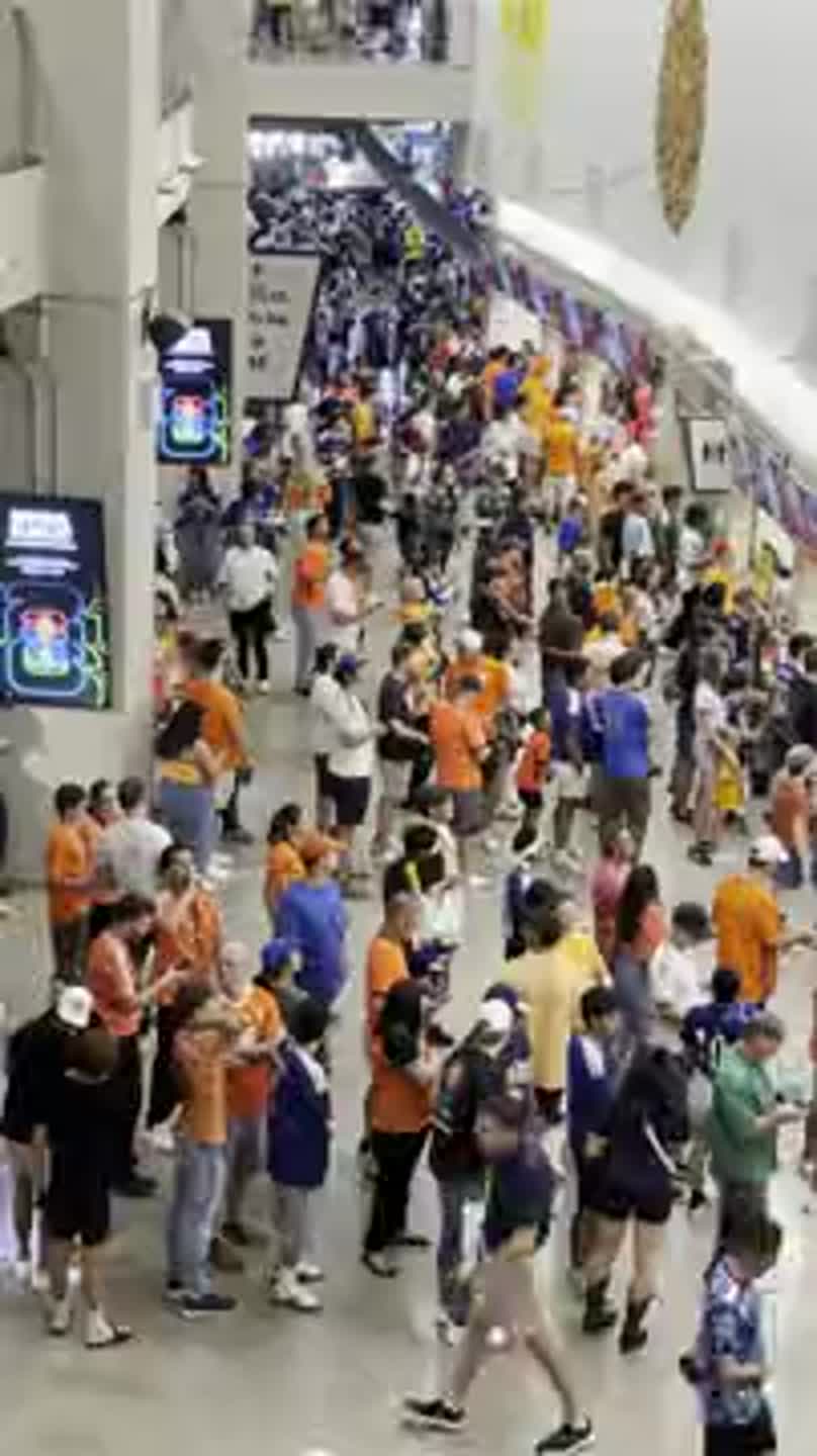 Netherlands, Japan fans prepare for FIFA World Cup match in AT&T Stadium
