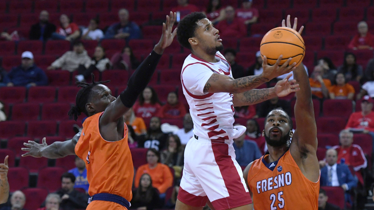 Watch men and women Bulldogs host Fresno Pacific University to double wins in basketball