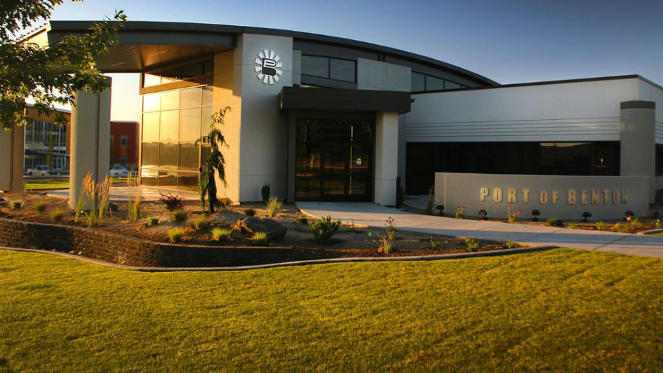 Port of Benton commission fires its finance director