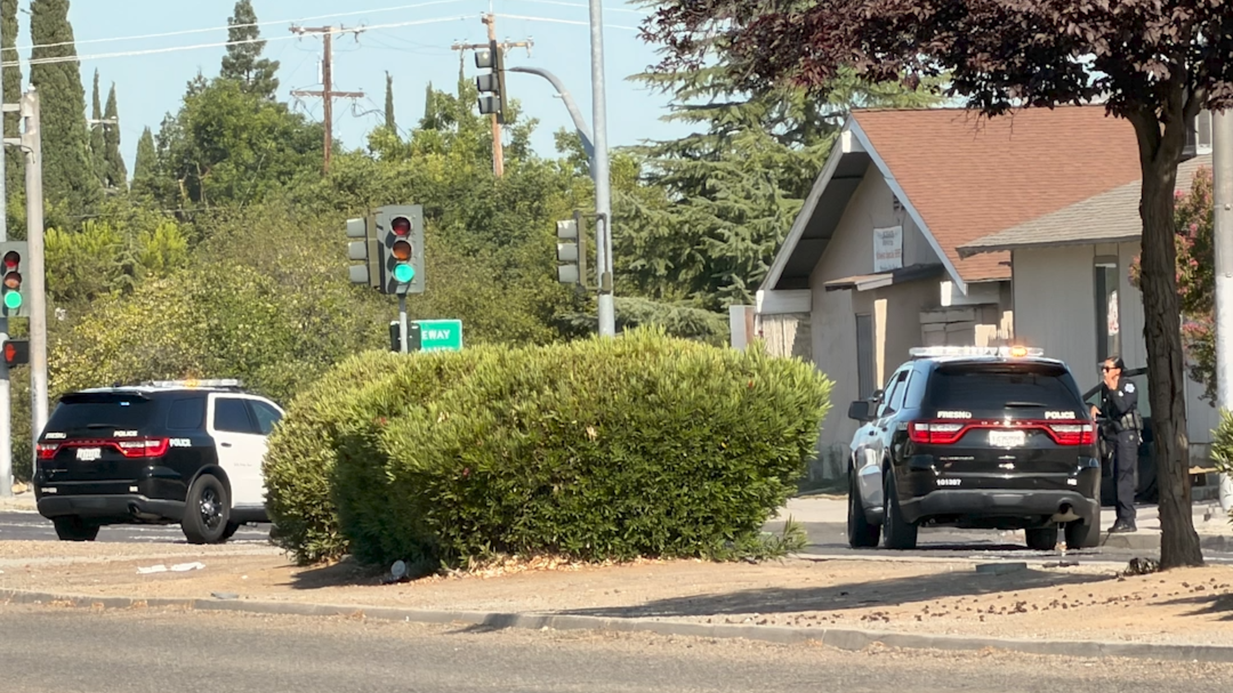 Domestic violence call turns into standoff near major Fresno intersection
