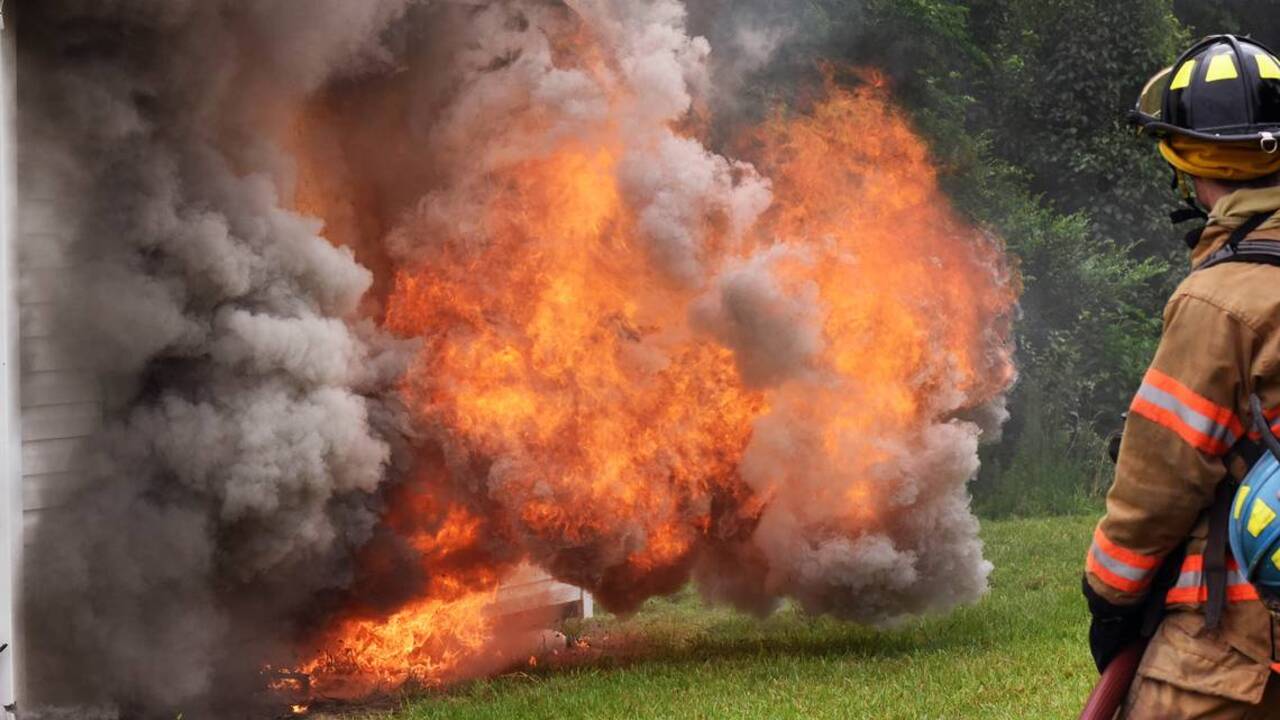 Century old Holly Springs house goes up in flames