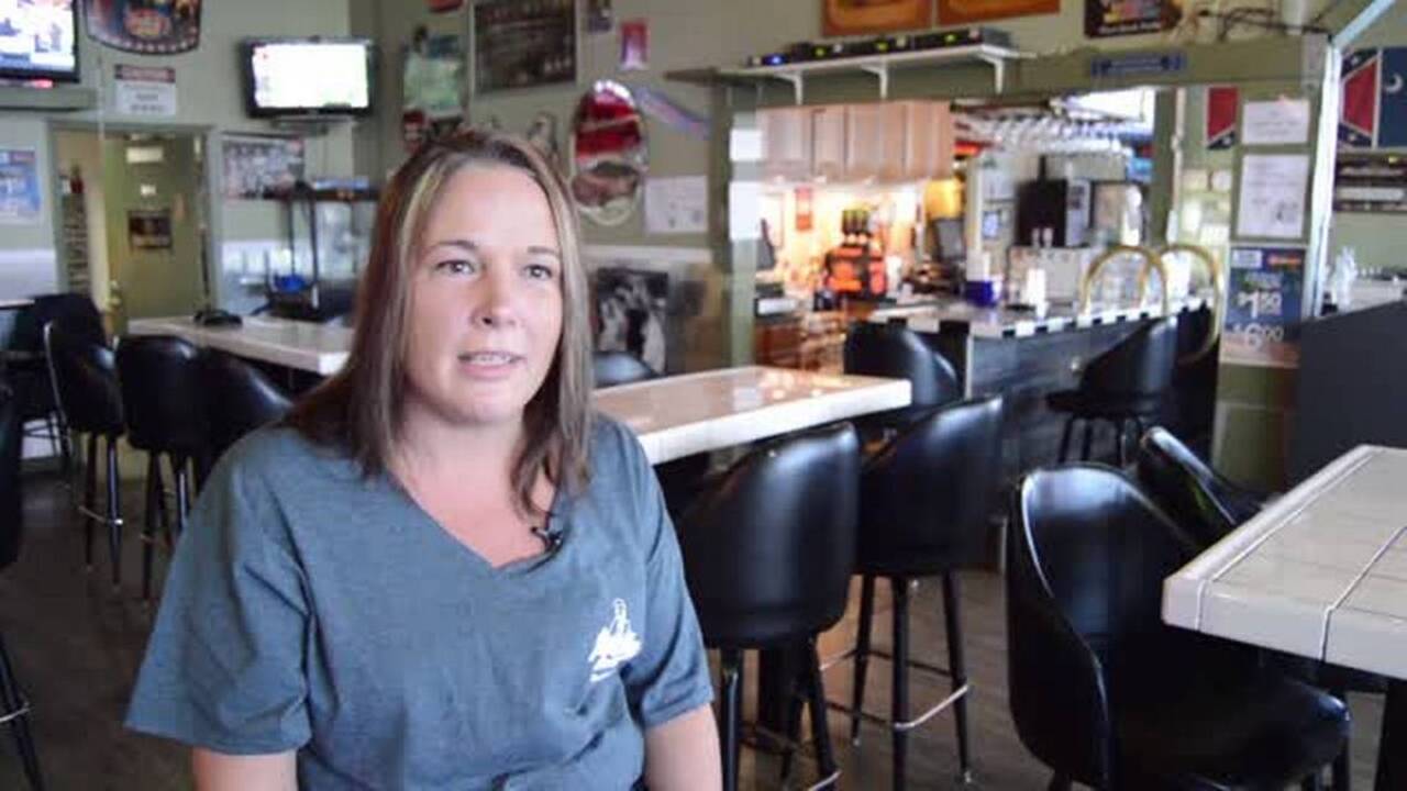 Jennifer Hopkins of Pop's Place Bar & Grill in Myrtle Beach SC talks comedy, Eminem and the Truffle Shuffle | Hot Pour