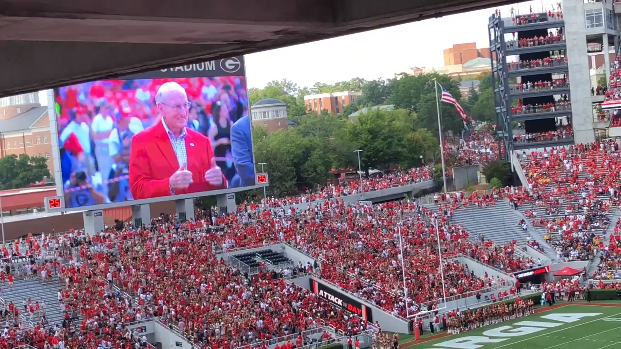 UGA legend Vince Dooley speaks after field dedication in Athens