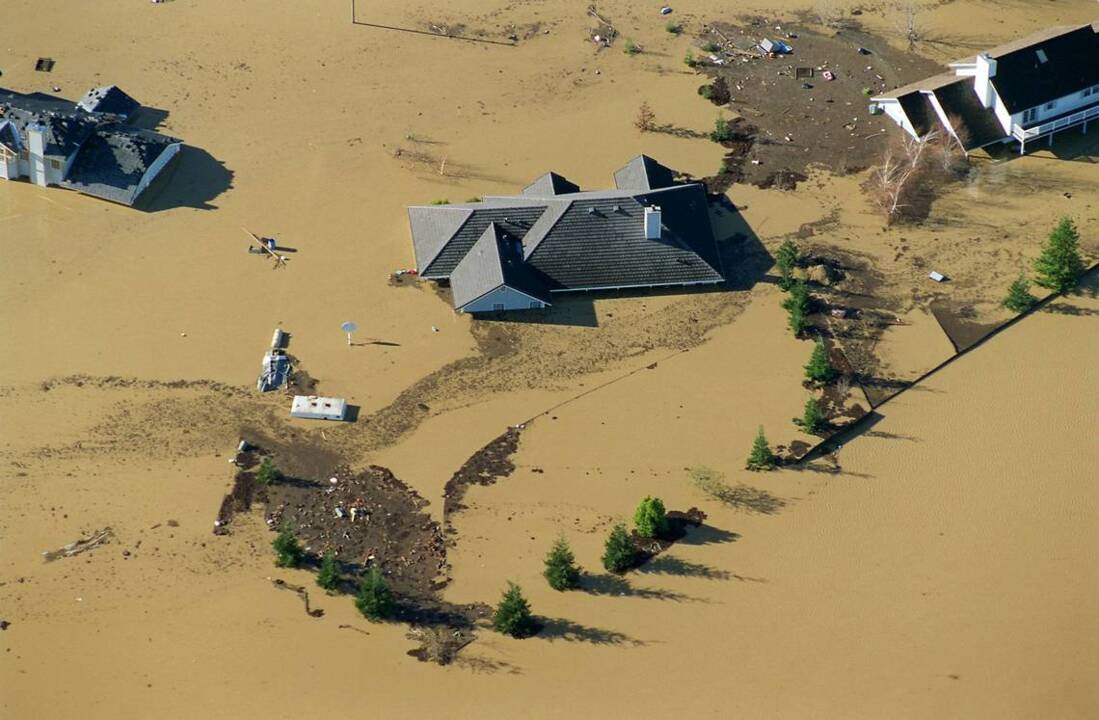 January 1997 Northern California flood: Broken levees, mudslides, homes under water