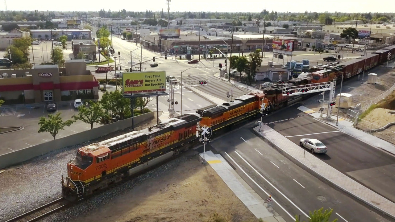 Major railroad crossing rebuild underway in Fresno. What’s happening to Dutch Bros?