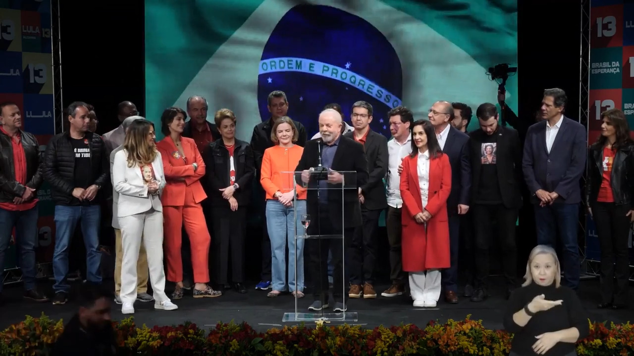 Brasil: Lula y presidente Bolsonaro juegan sucio en un durísimo debate ...