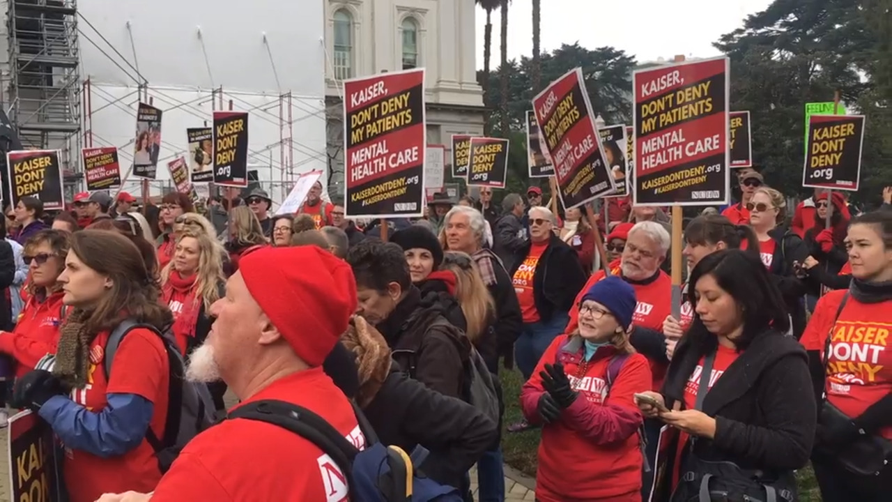 Kaiser mental health workers rally at California Capitol | Sacramento Bee