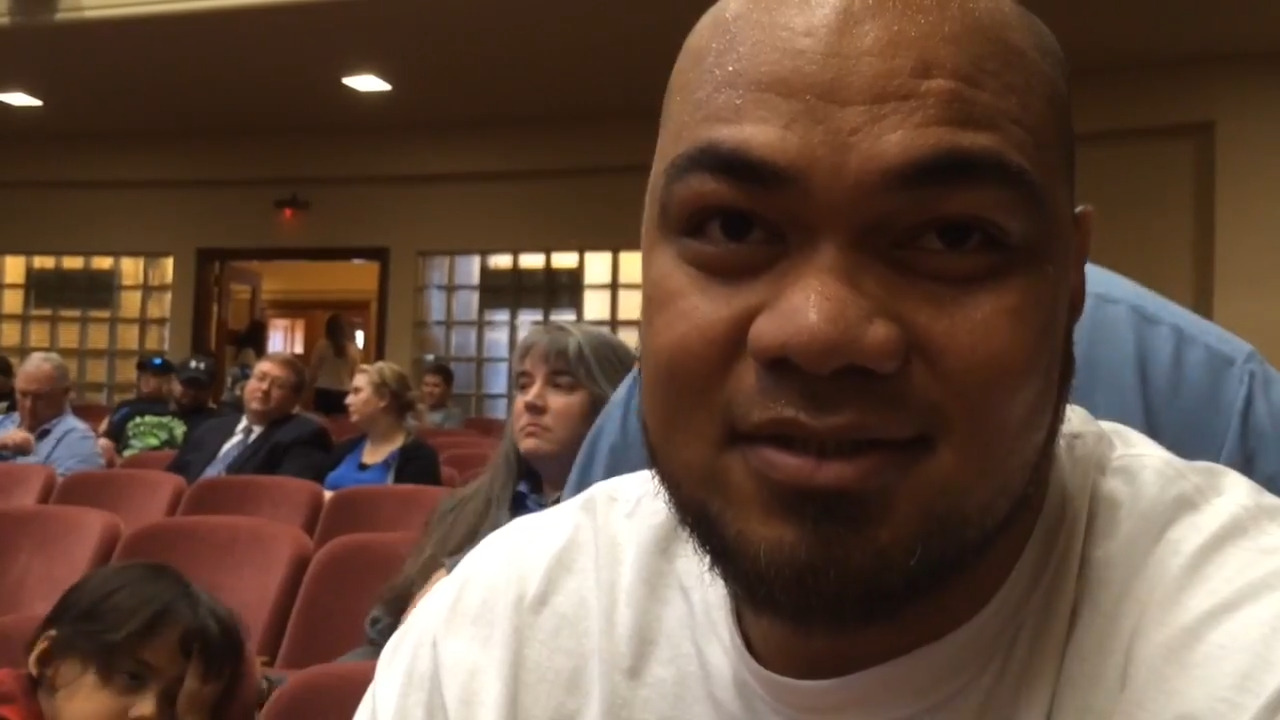 Former Chiefs player Junior Siavii at a Ronda Rousey book signing in KC: He’s a big fan
