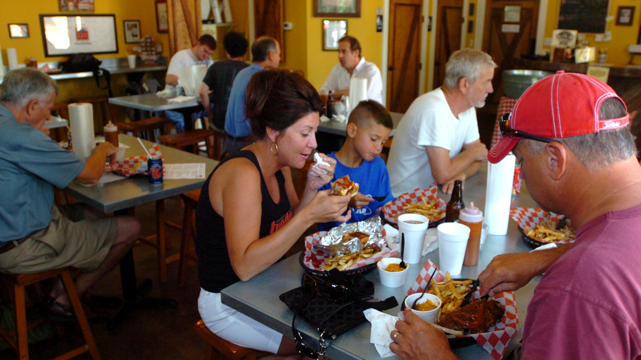 3 Beaufort County restaurants featured on Cooking Channel show. Here’s how to watch