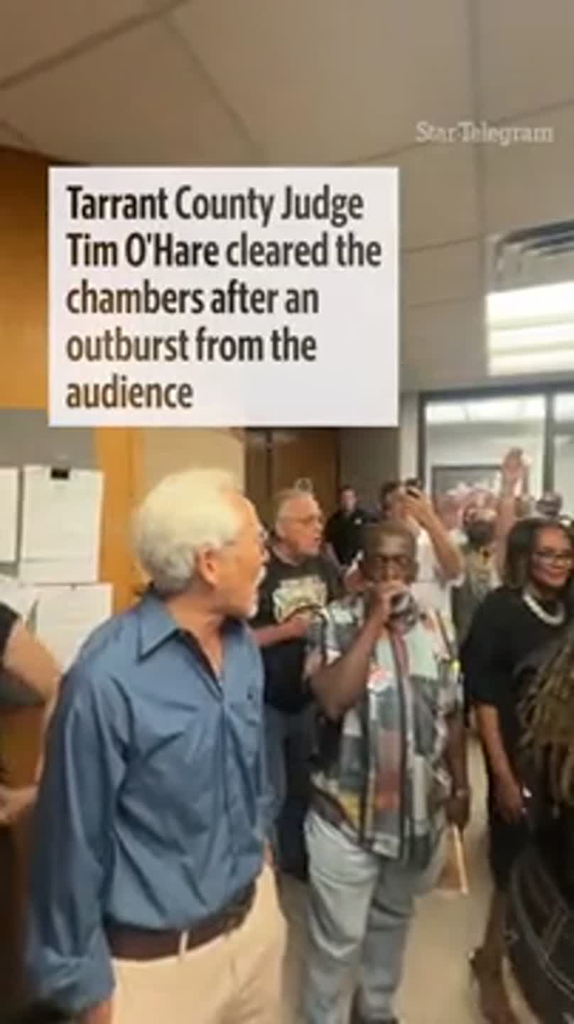 Crowd chants after being kicked out of meeting by Tarrant County judge
