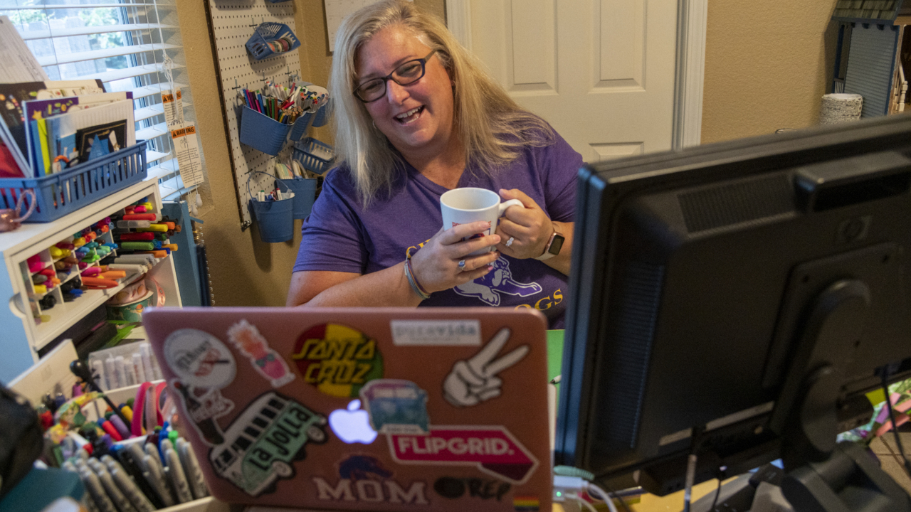 ‘Everyone is overwhelmed.’ A teacher struggles to engage her students via distant learning