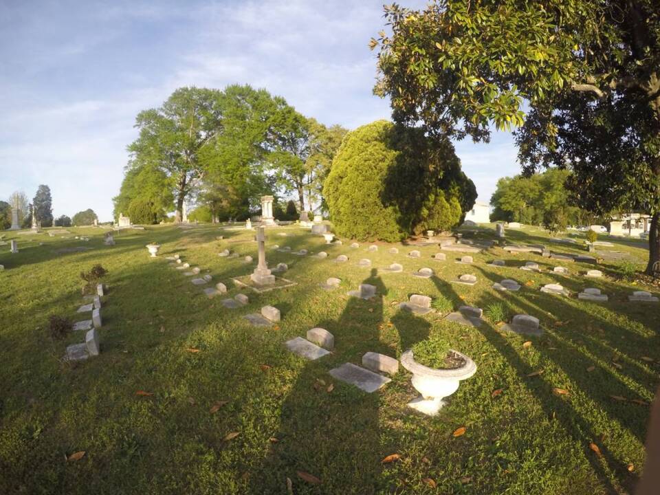 Classic houses, ghost tours: Other fun things to do in Macon during Cherry Blossom Festival