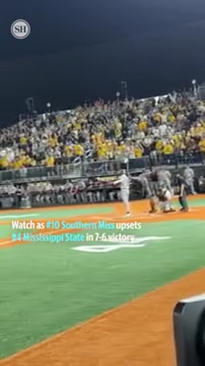 Watch as #10 Southern Miss upsets #4 Mississippi State