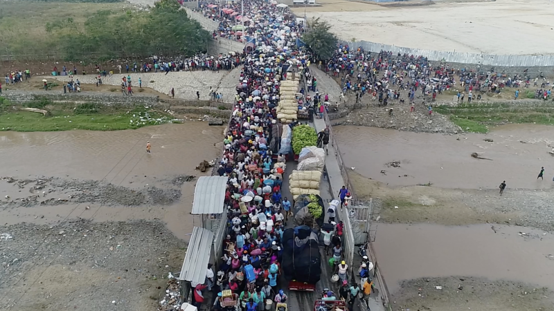 Can I record ICE activity in my WA city? Here’s what law, immigration experts say