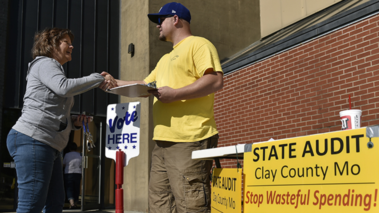 Missouri auditor seeks dismissal of Clay County’s lawsuit in conflict over records