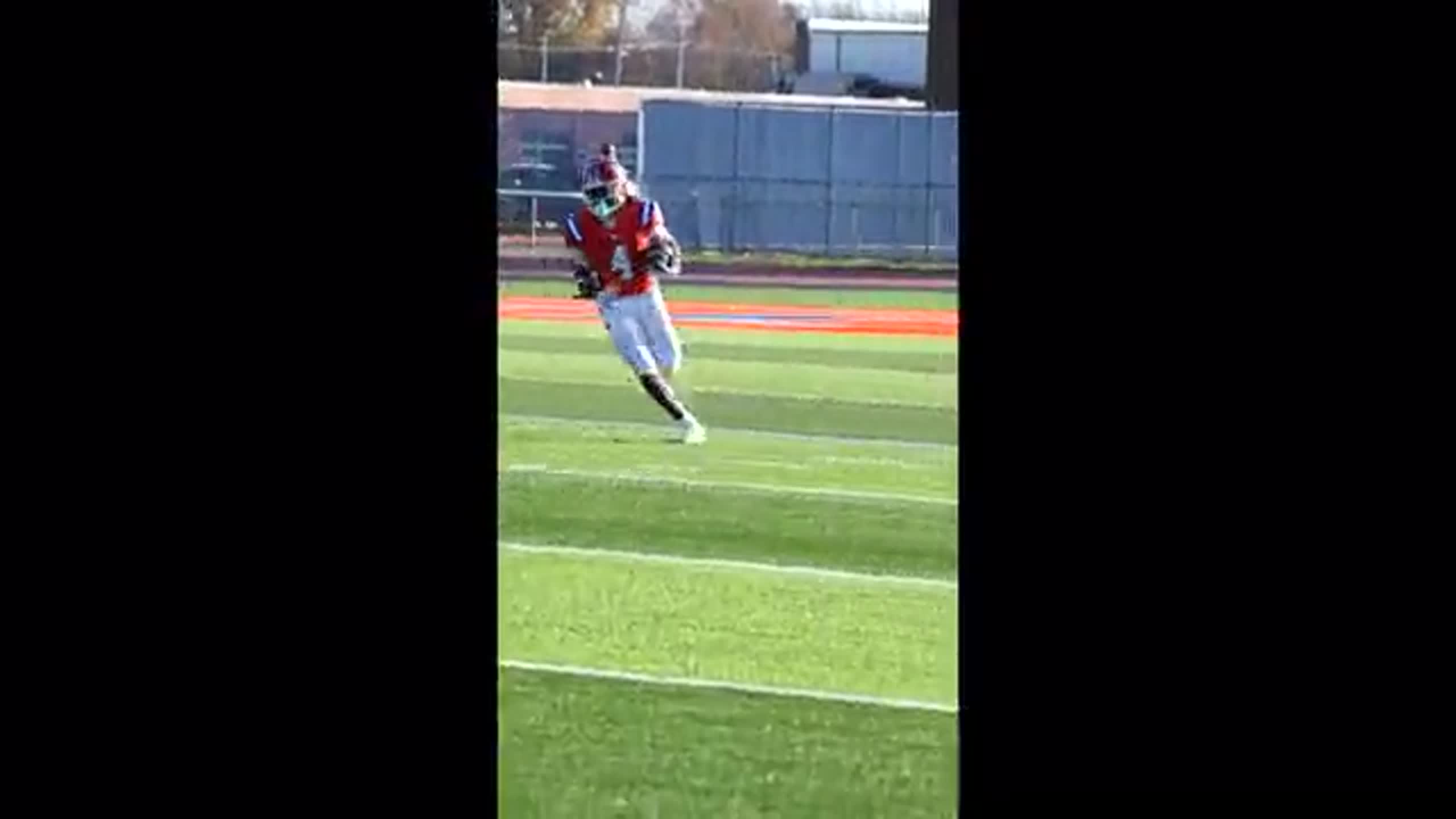 East St. Louis dominates quarterfinal showdown between Illinois heavyweights