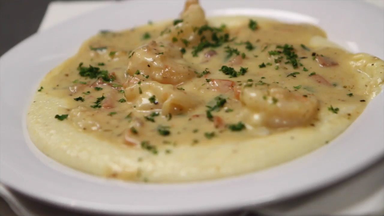 8 Lowcountry restaurants you should visit to have the best shrimp and grits