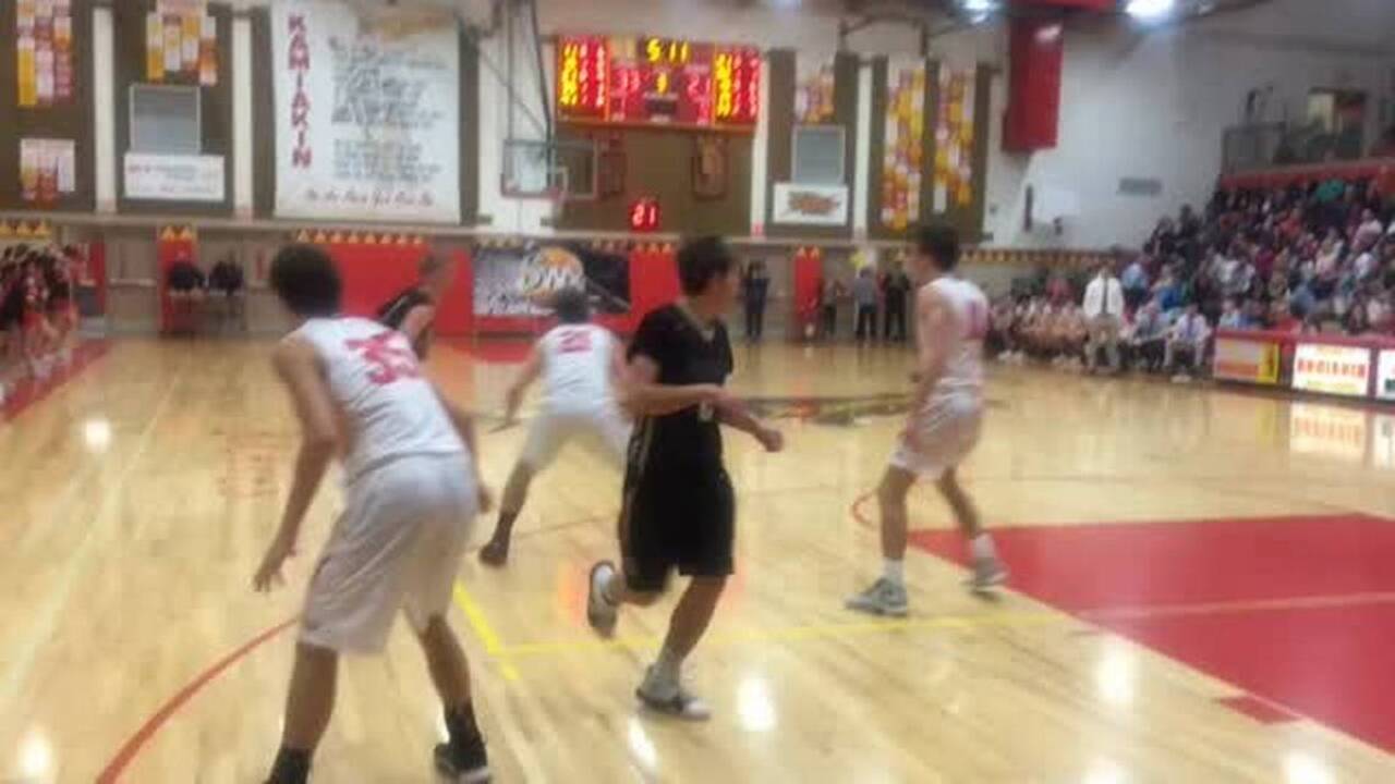 Kamiakin boys grit their way past Rogers in district semis
