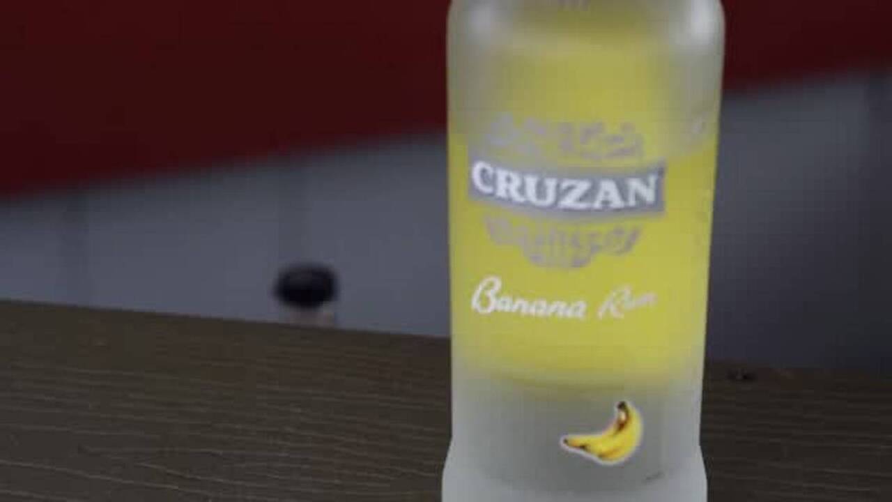 Sit back, relax and sample the ICW at Crab Catchers on the Waterfront | Hot Pour