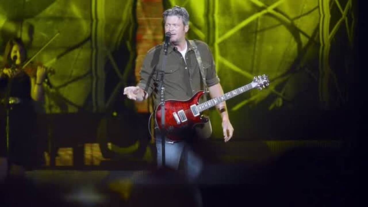 Blake Shelton rocks Save Mart Center in 2014