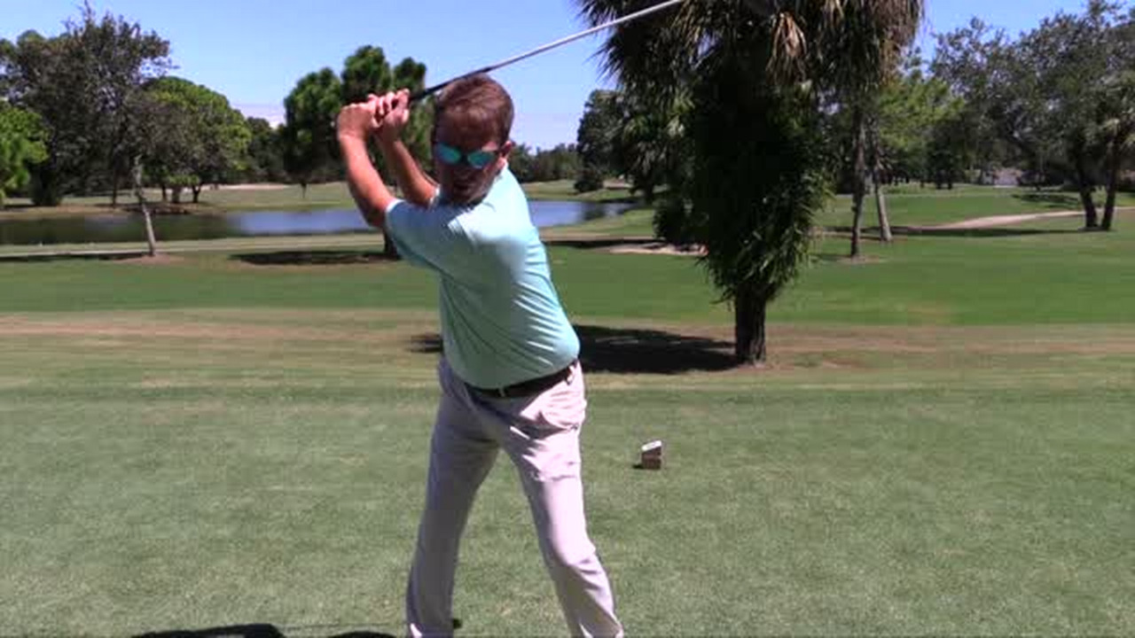 Proper chin turn for a better, powerful backswing